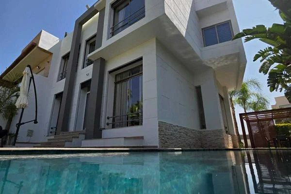 VILLA DE PRESTIGE EN FRONT DE GOLF – ARGAN GOLF, MARRAKECH