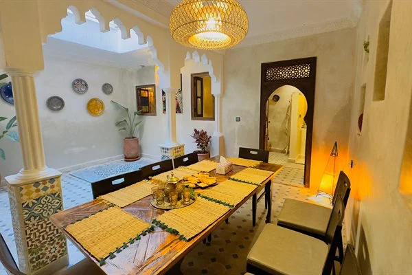 Riad de charme titré, entièrement exploité en maison d’hôtes – Médina